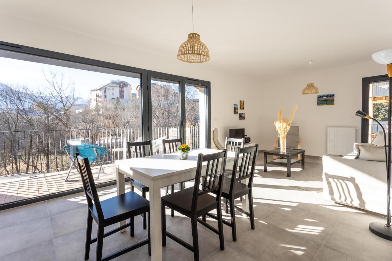 Au Calme Des Sommets - Vue Montagne Apartment Embrun ภายนอก รูปภาพ